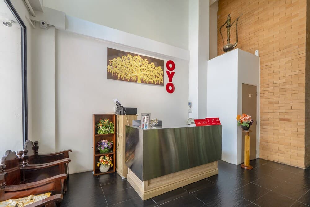 OYO 982 Charurat Suite - photo 16