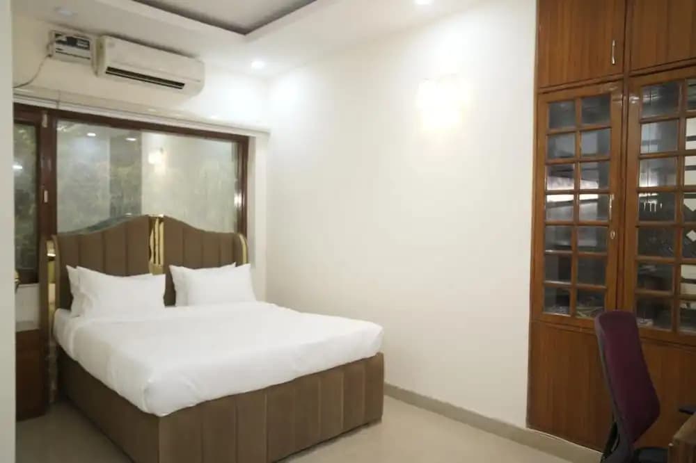 Purple Tree Villa Delhi - photo 4