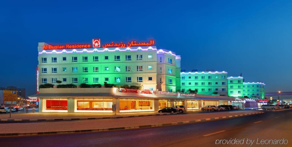 Al Bustan Center & Residence Hotel - photo 1