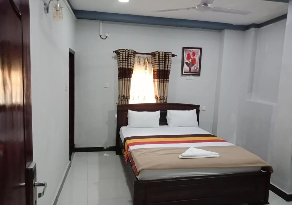 Global City Hotel - photo 6