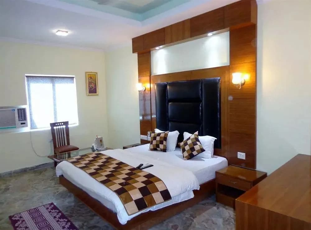 Ratan Deep Lodging House - photo 4