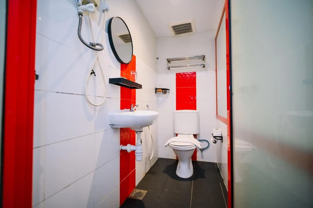 My Home Hotel Kuchai Lama - photo 18