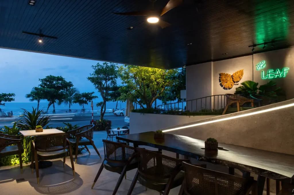 Leaf Beachfront Hotel Da Nang - photo 15