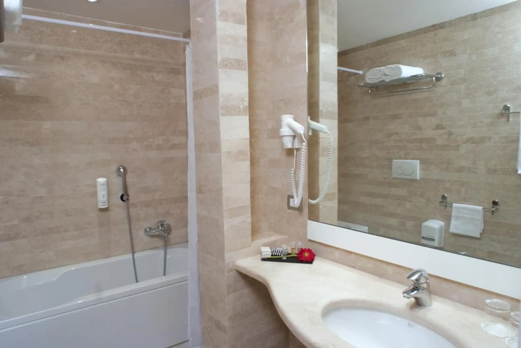 Hotel White - photo 8