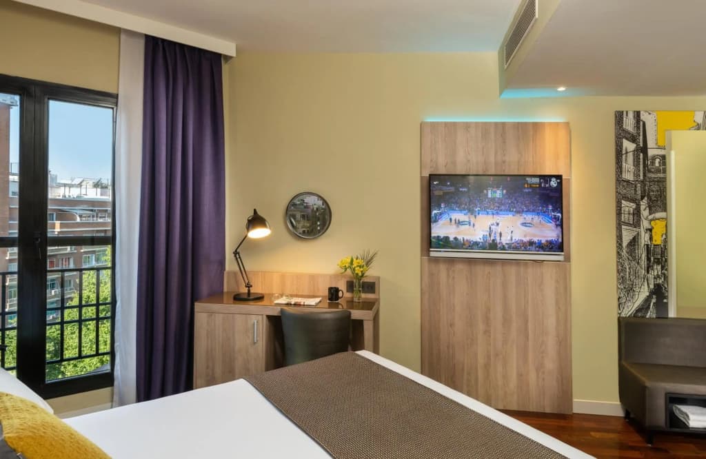 Leonardo Hotel Madrid City Center - photo 47