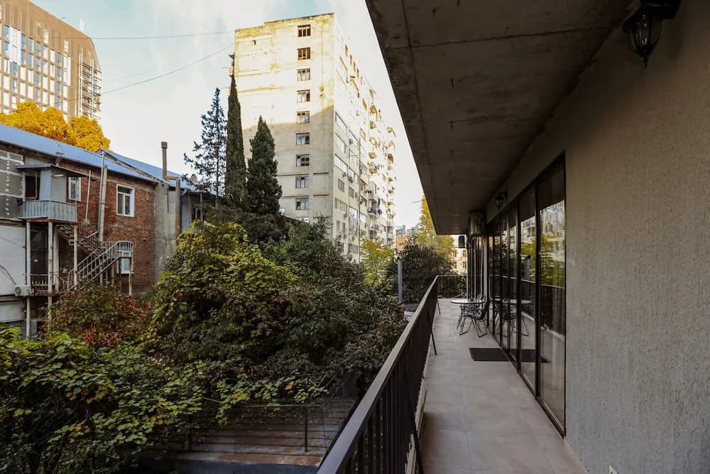 3 Bedroom Apartment near Vake Park - photo 1
