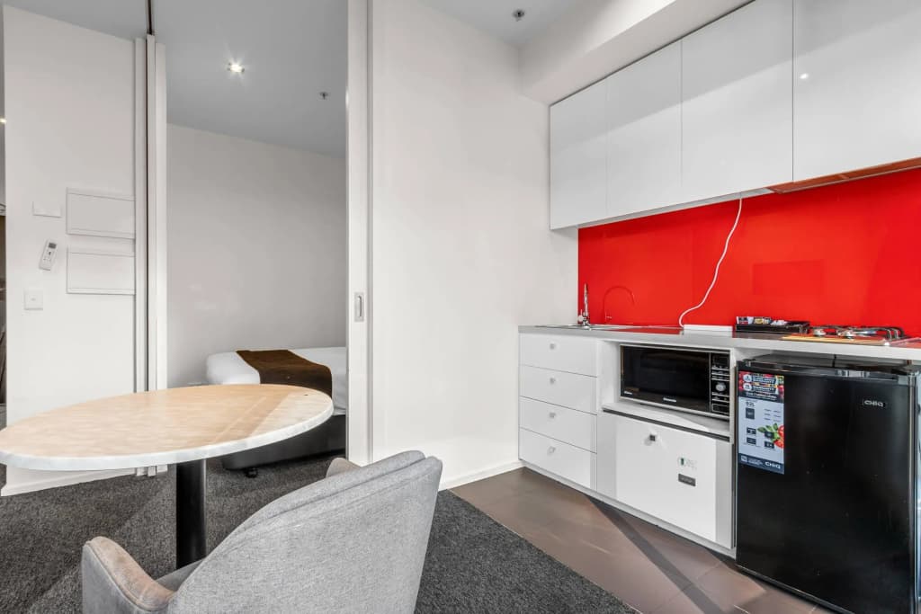 Comfort Apartments on Elizabeth - photo 16