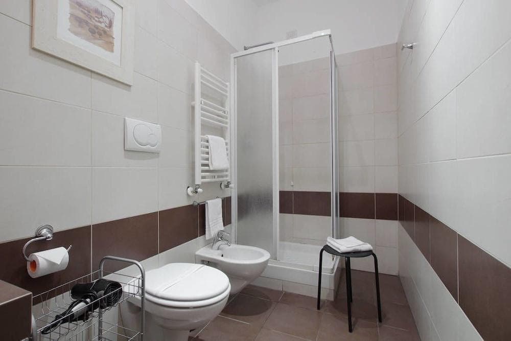 Vatican City Guest House - photo 9