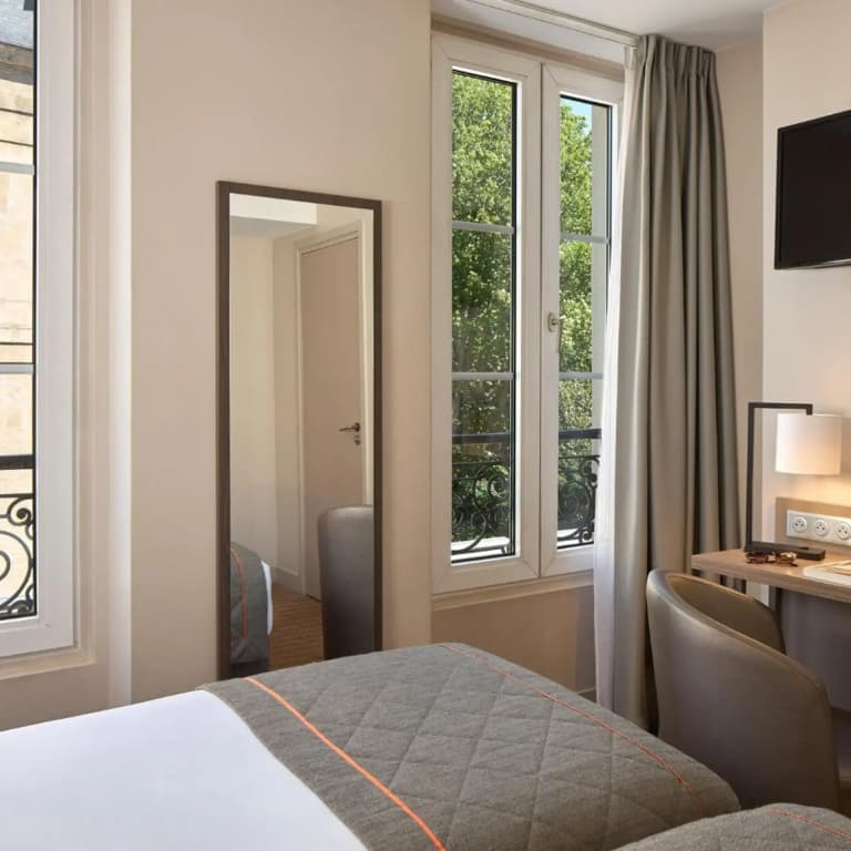 Timhotel Paris Gare de l'Est - photo 39