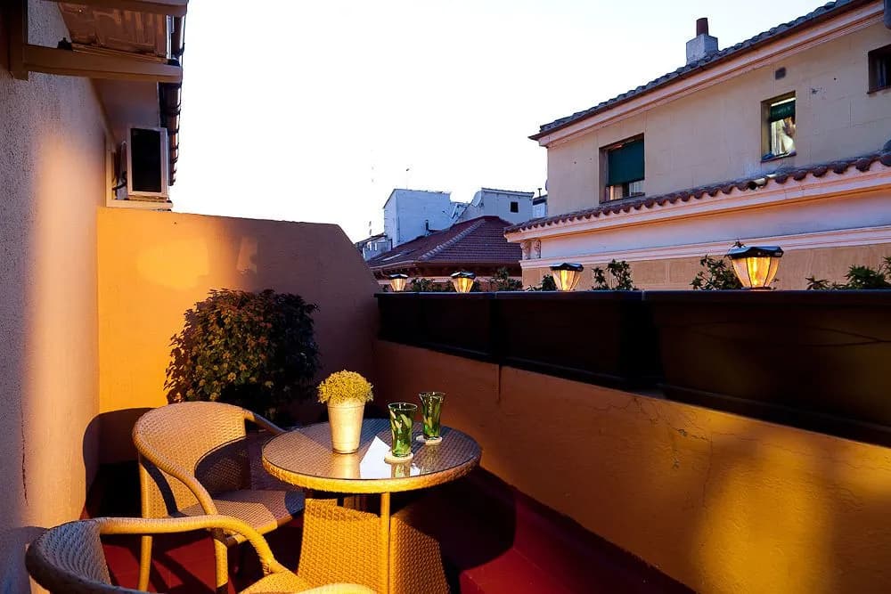 THC Tirso Molina Hostel - photo 17