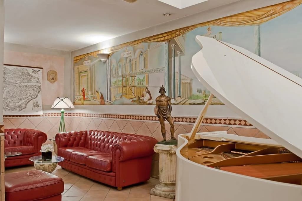 Hotel Museum - main photo