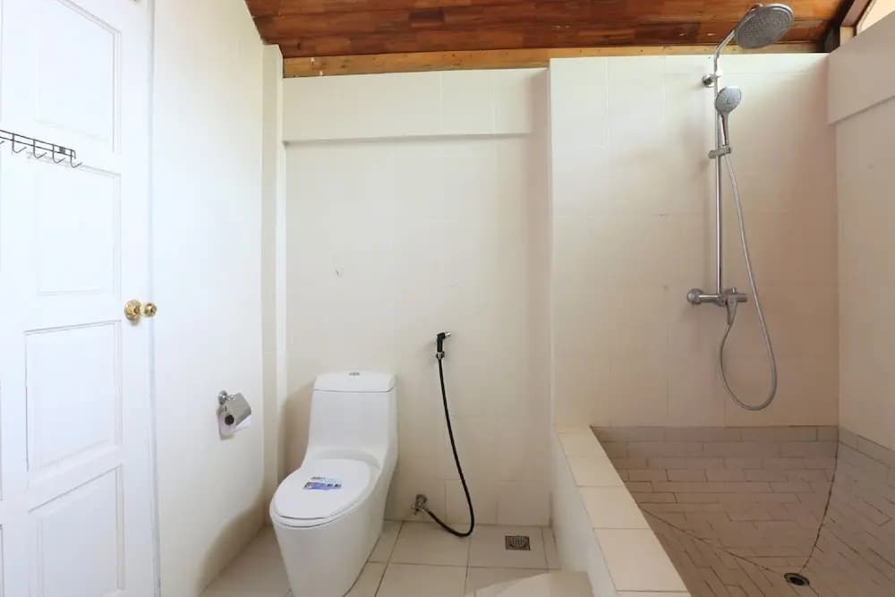 OYO 90237 Villa Danialla Beach Homes - photo 7