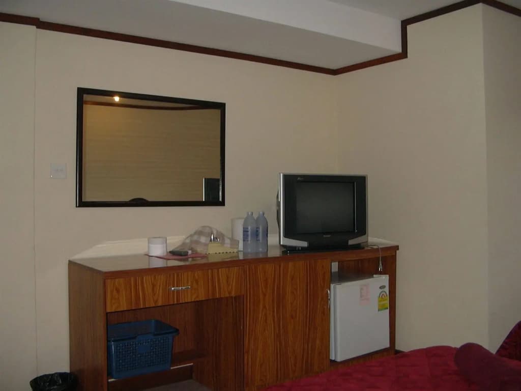 The Britannia Chiang Mai - photo 3