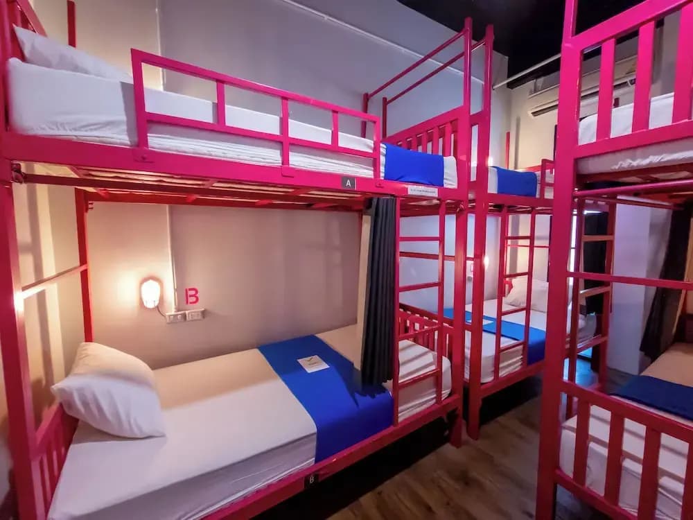 Slumber Party Surf Kata Phuket - photo 12