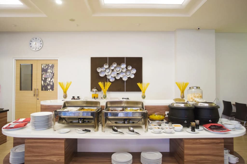 Grand G7 Hotel Kemayoran - photo 16
