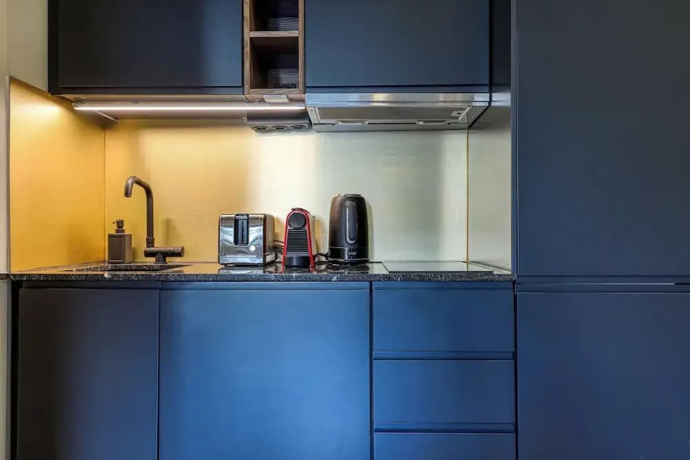Montaigne Executive Suite - photo 20
