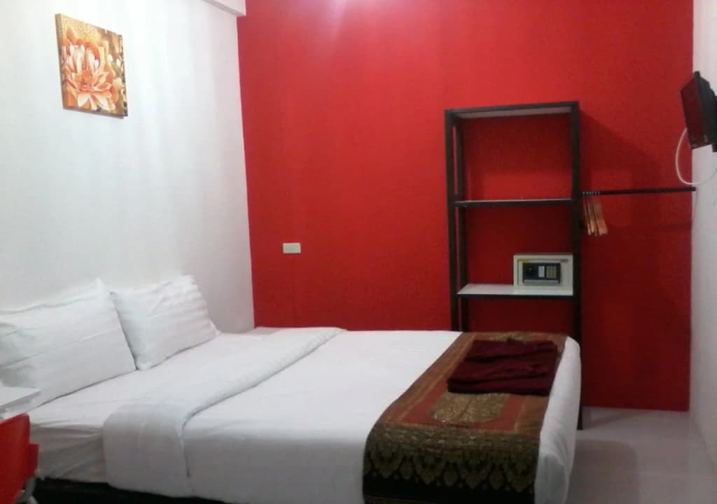 Bella Guesthouse Patong - photo 1