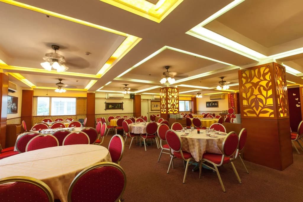OYO 597 Winner Hotel - photo 14