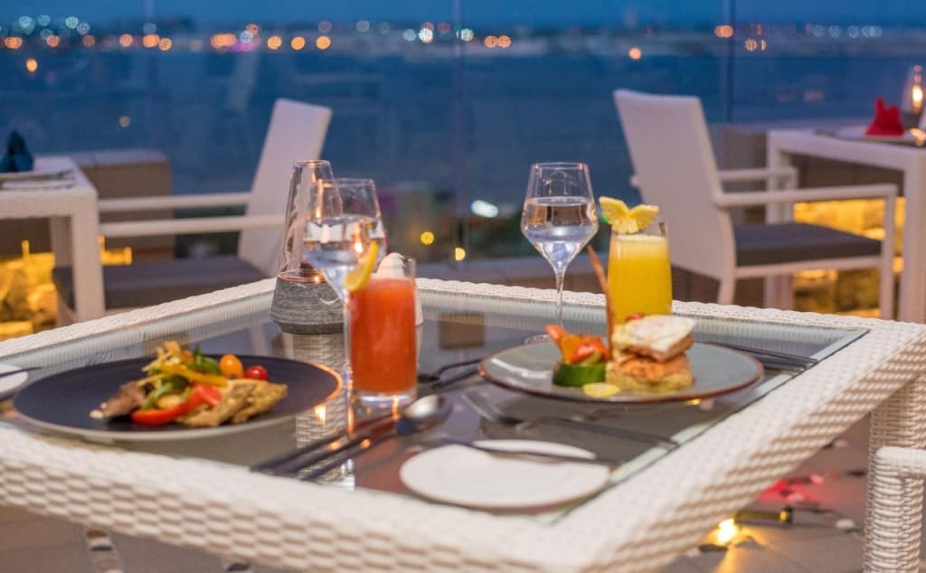 Samann Grand Hotel - photo 9