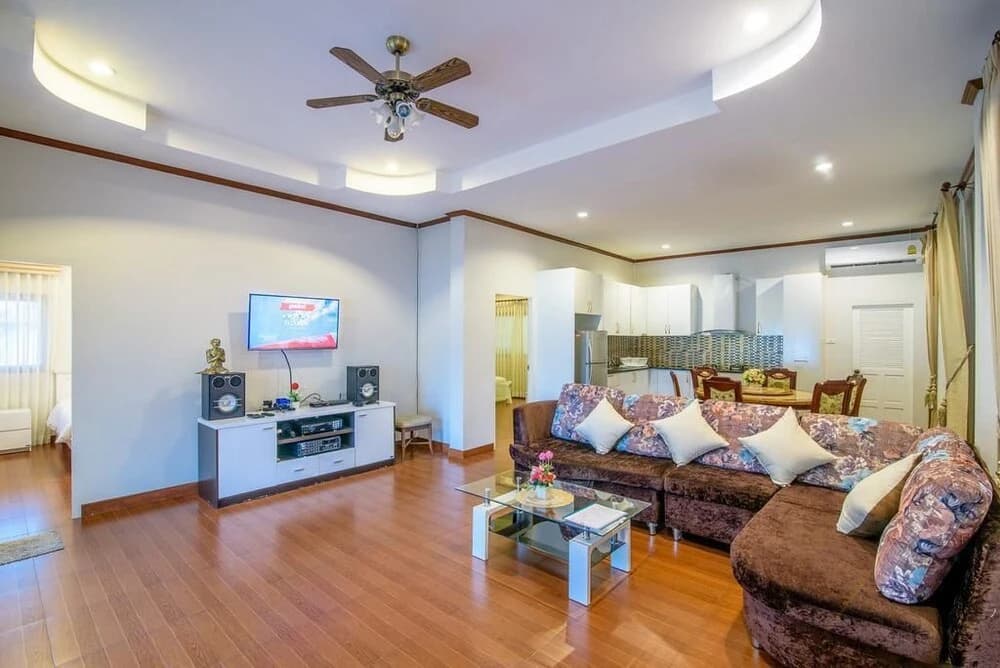 Baan Benjamas - photo 2