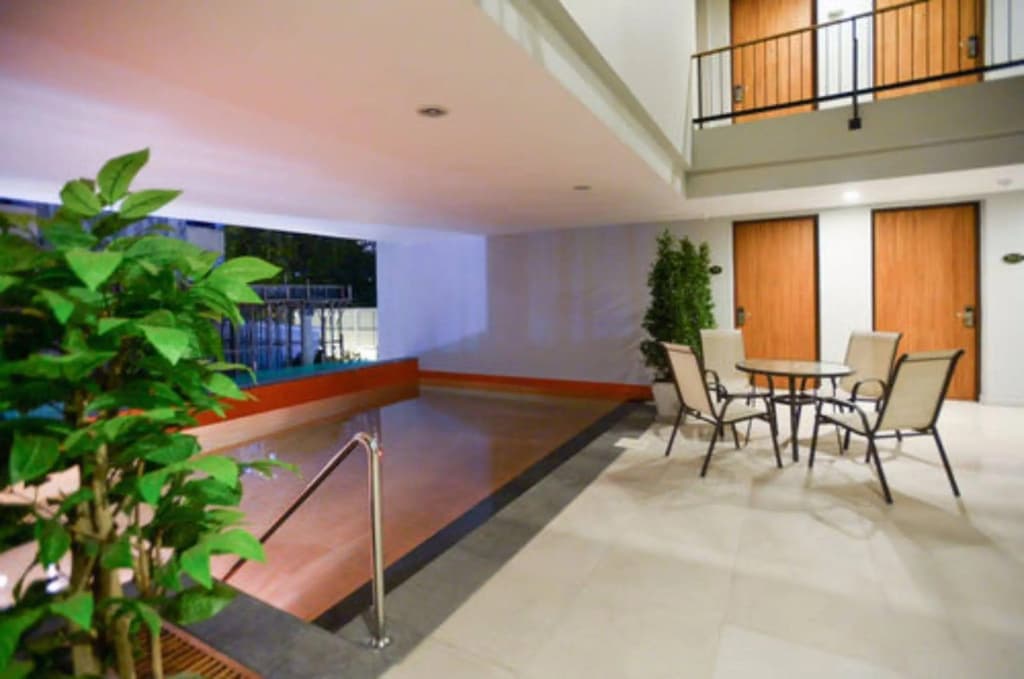 The Pad Silom Serviced Apartment - photo 13