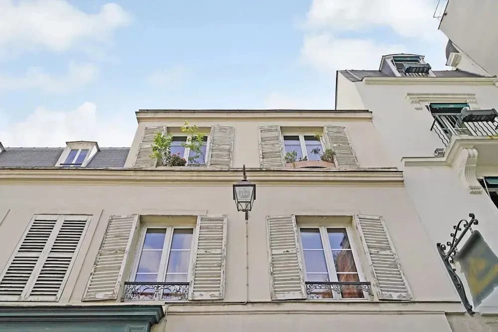 Parisian Charm in the Heart of the Marais ! - photo 1
