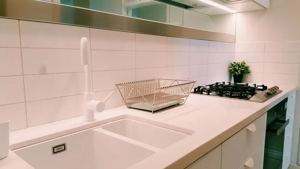 HM Apartment Melbourne - photo 18