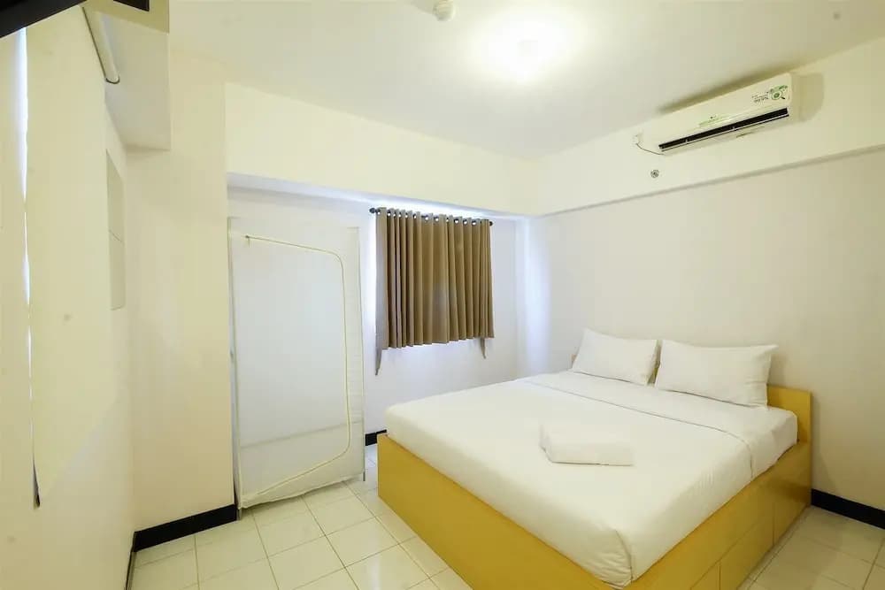 Pool View @ The Wave Apartment near Epicentrum Kuningan - photo 3