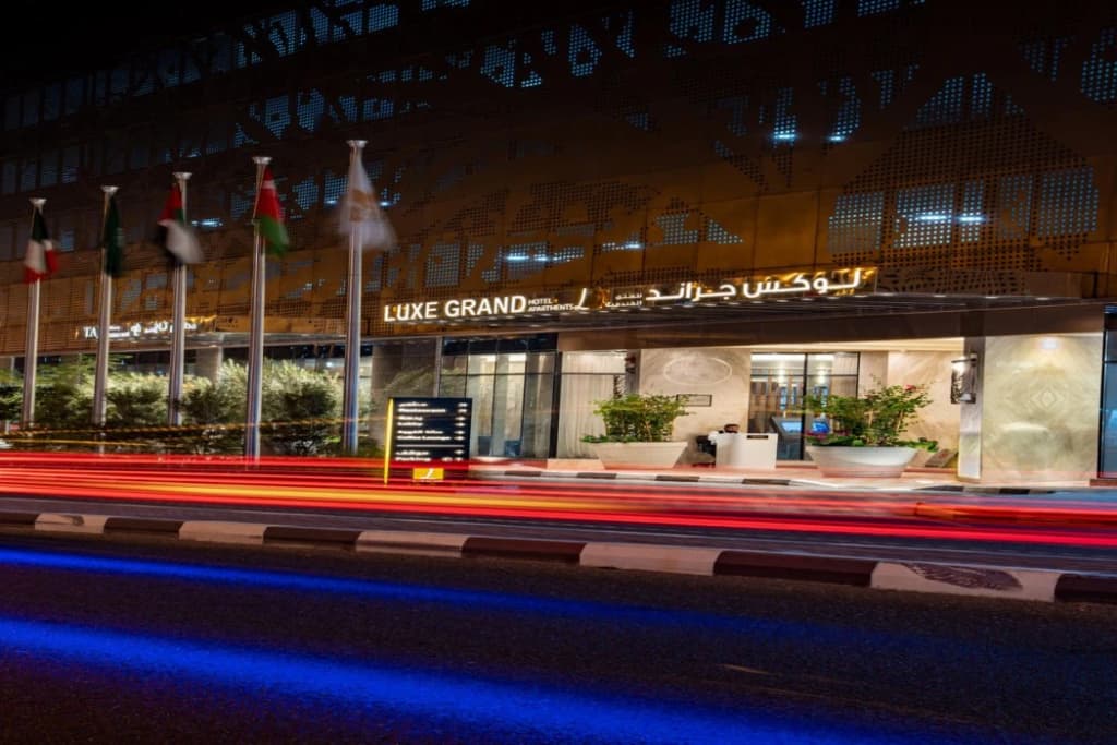 Luxe Grand Hotel Apartments - photo 13