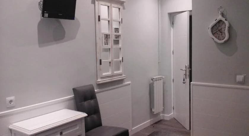 Hostal Don Alfonso - photo 11