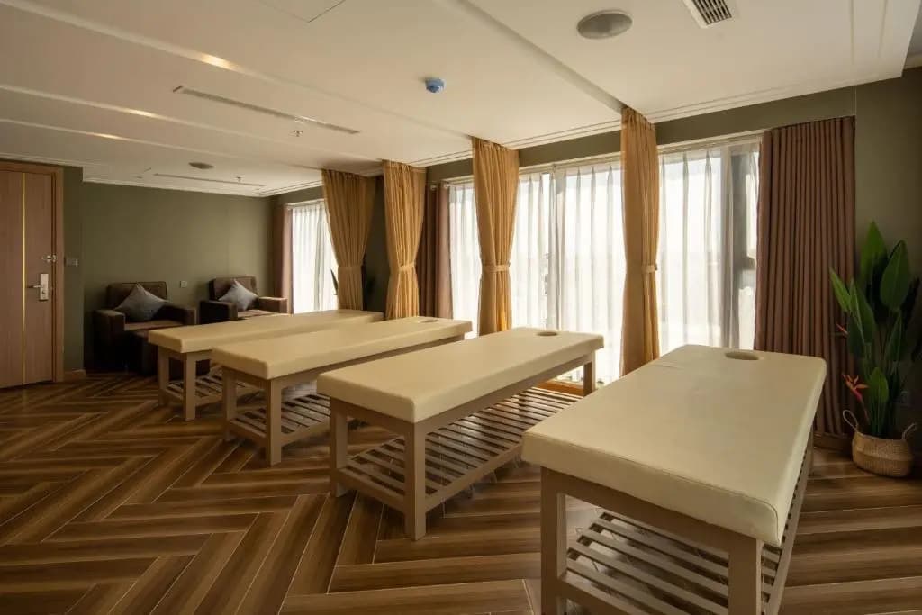 Adela Boutique Hotel - photo 2