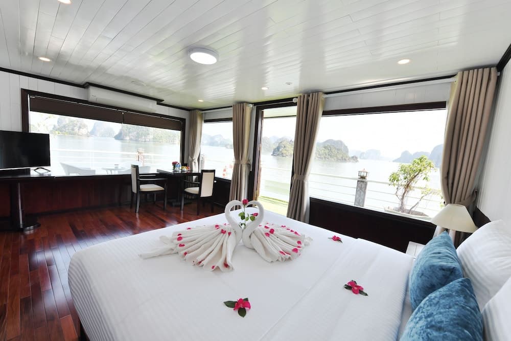 Halong Sapphire Cruise - photo 6