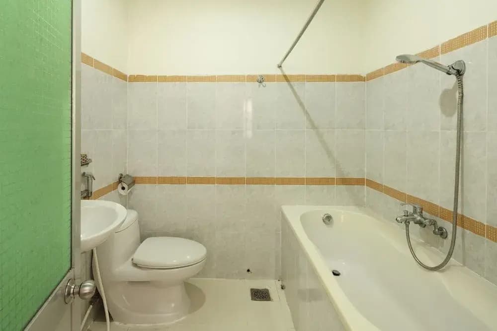 Holiday Hotel - photo 9