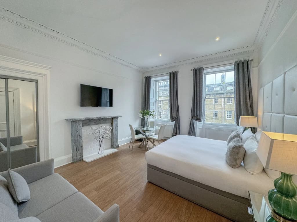 Hanover 71 Suites - photo 31