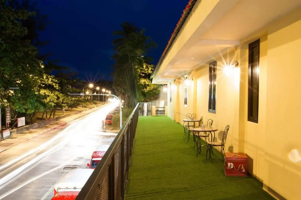 Doolay Beachfront Hostel - photo 10