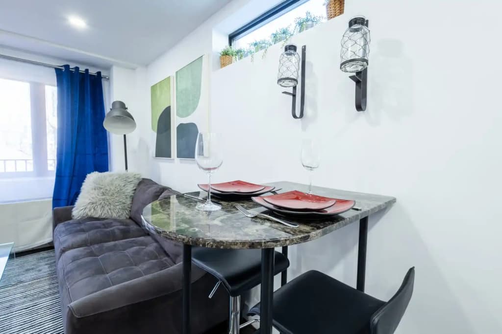809-5b Luxury Studio With a Private Balcony - main photo