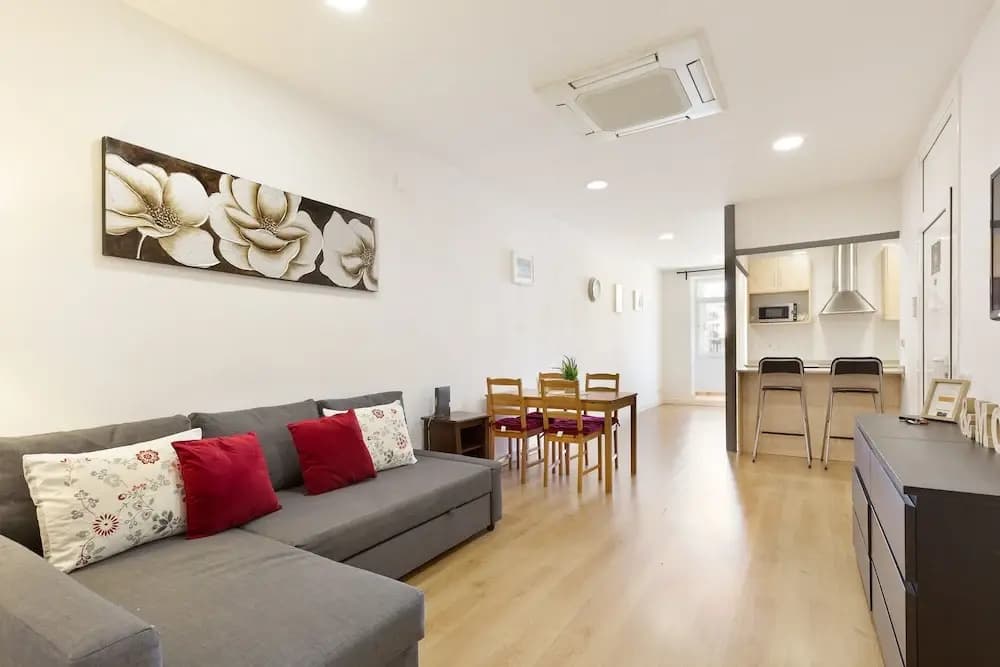 Stay U-nique Apartments Urgell - photo 5