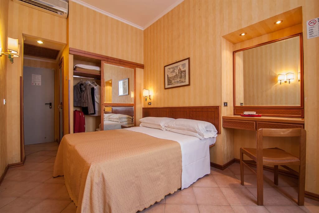 Hotel Pomezia - photo 6