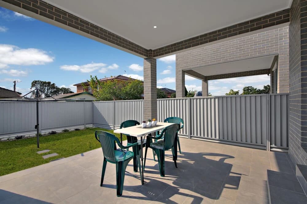 Canley Heights Villas - Sydney - photo 9