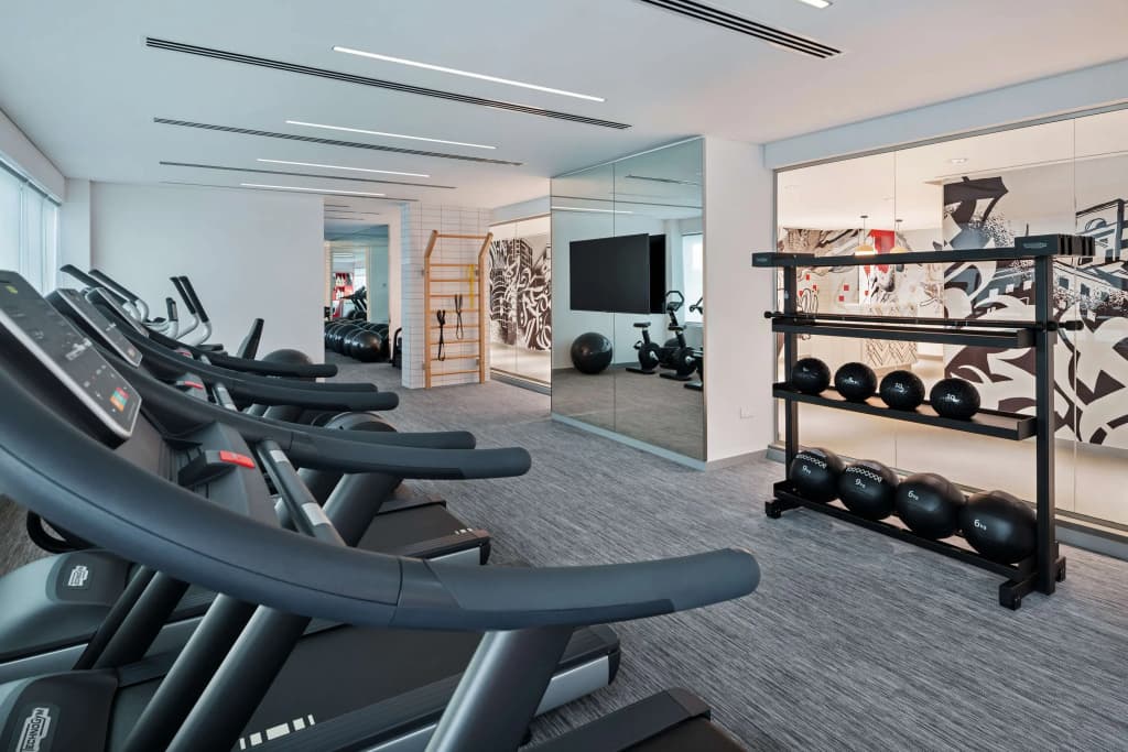 Radisson Red Dubai Silicon Oasis - photo 25