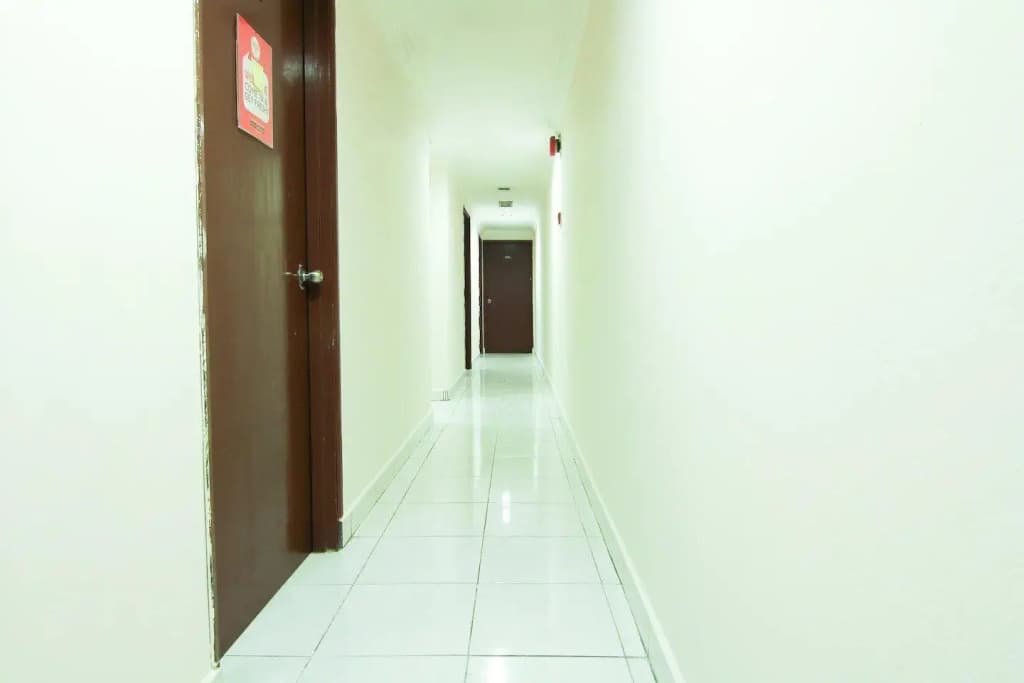 OYO 1002 Hotel Sahara Inn Batu Caves - photo 11