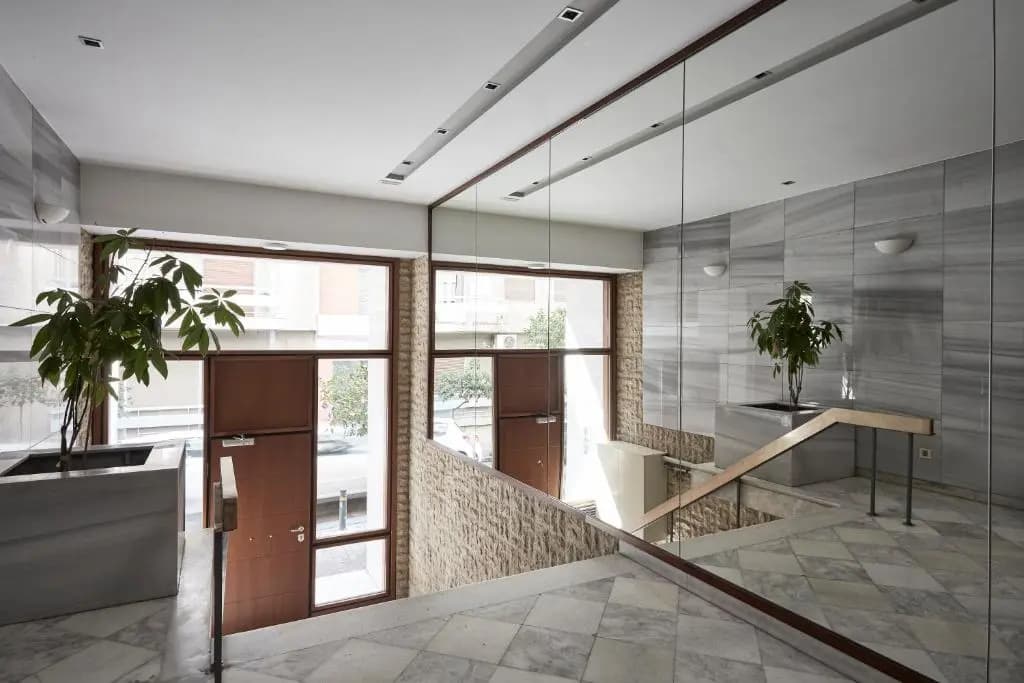Modern Elegant Apt at Kolonaki - photo 3