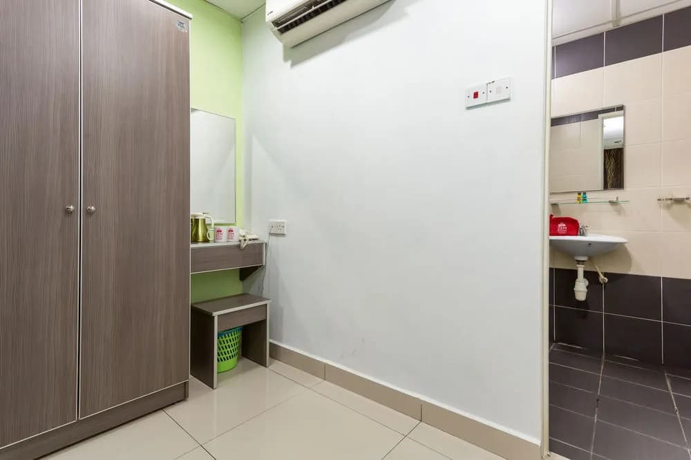 Zen Rooms Off Changkat Kuala Lumpur - photo 10