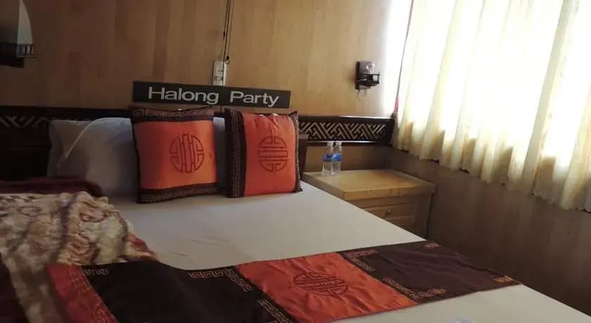 Halong Party Cruises - photo 2