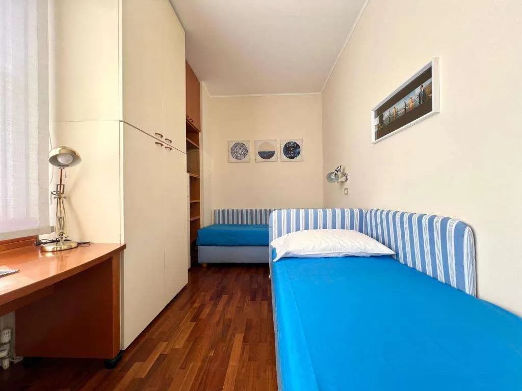 Stylish room in milano - photo 8