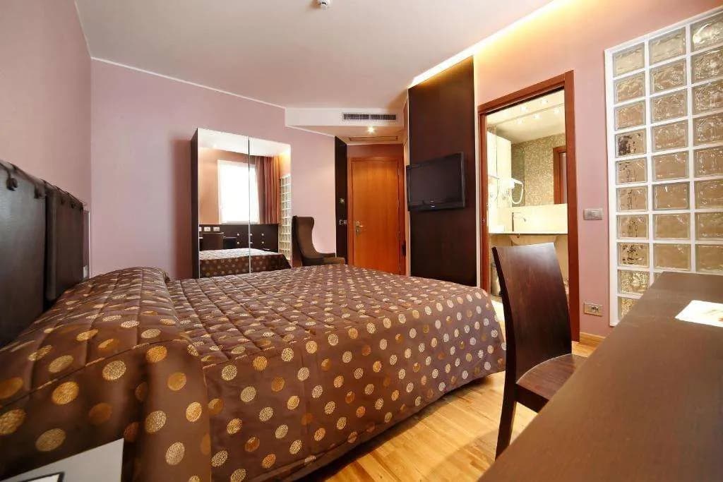 Terminal Hotel - photo 7