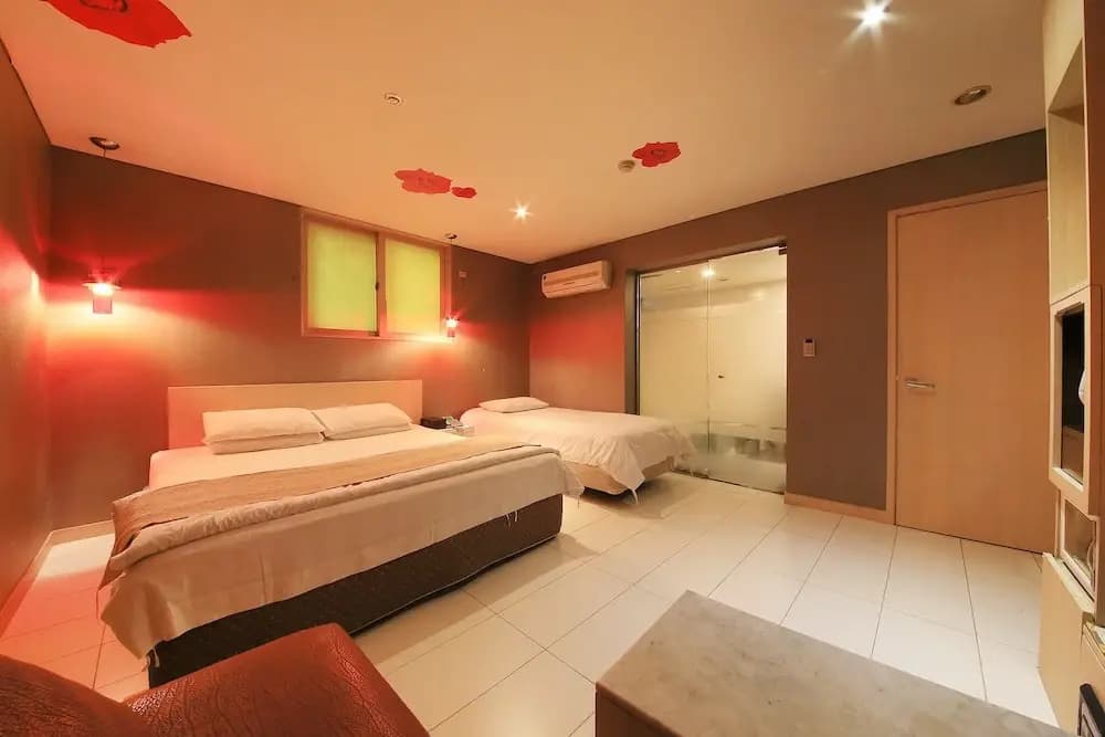 Nowon Film 37.2 Hotel - photo 4
