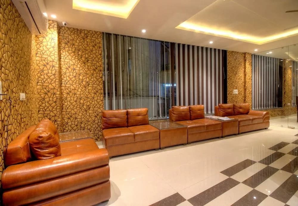 Hotel Paragon Suites - photo 2