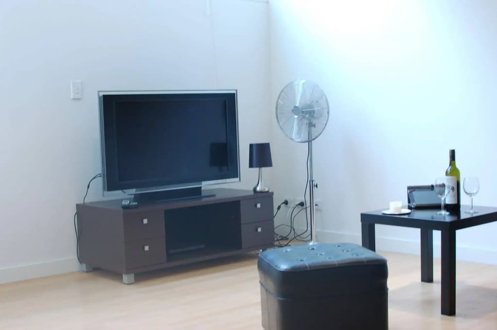 Darling Harbour Apartment - photo 6