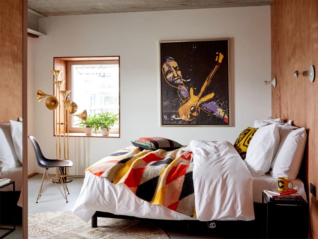 Q-Factory Hotel - photo 1